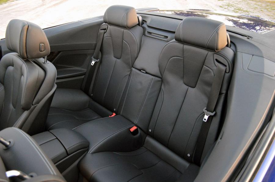  BMW M6 Convertible 2012 года  (фото 51 из 87)